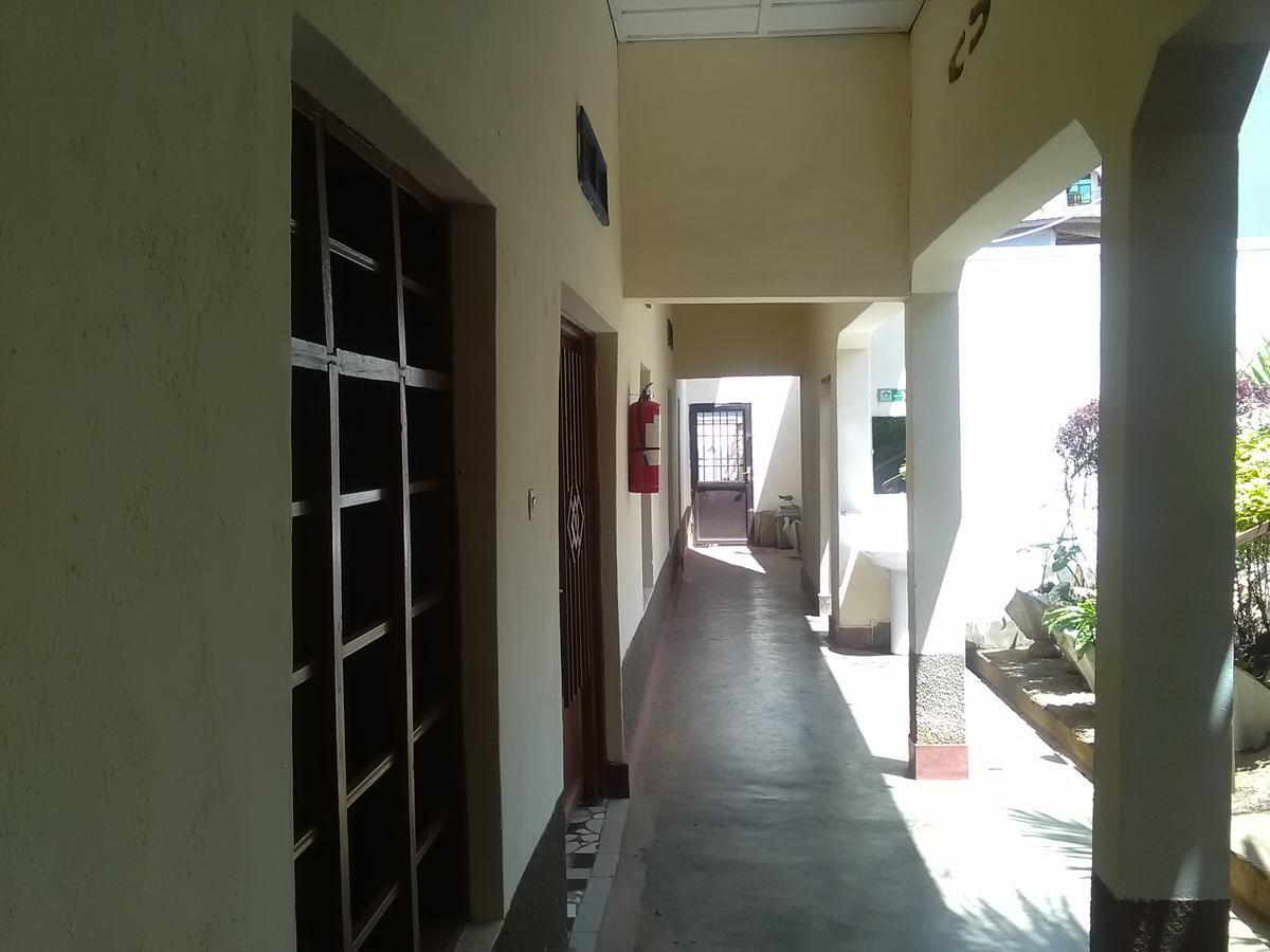 Gloria Motel Cyangugu Zewnętrze zdjęcie